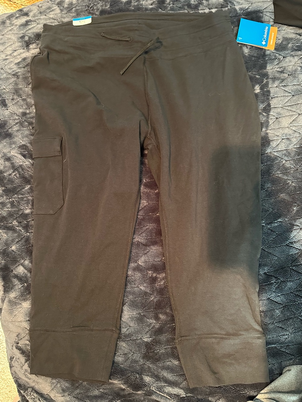 Columbia Women’s Black capris xxl